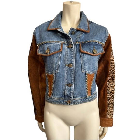 Cache Y2K Leopard Jean Jacket
- Suede Leather Denim - Women's Size Small NWT - Picture 5 of 15